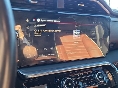 Used 2024 GMC Sierra 2500 Denali Ultimate image 29