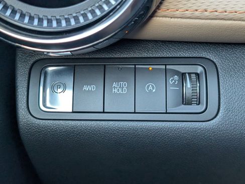Used 2026 Chevrolet Equinox ACTIV AWD/4WD image 23