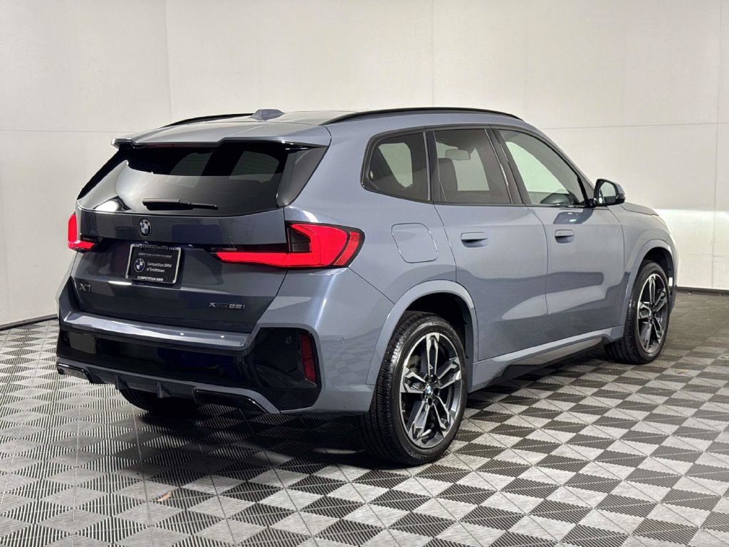 Used 2024 BMW X1 xDrive28i w/ Technology Package AWD/4WD image 10