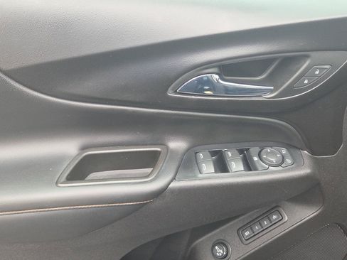 Used 2019 Chevrolet Equinox Premier AWD/4WD image 12