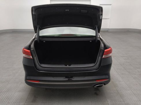 Used 2018 Kia Optima LX image 29