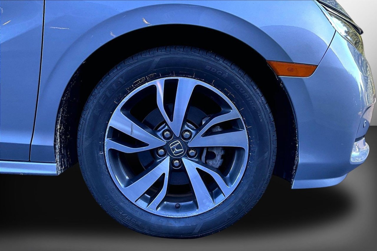 Used 2024 Honda Odyssey Touring image 35