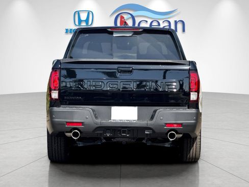 New 2026 Honda Ridgeline Black Edition image 4