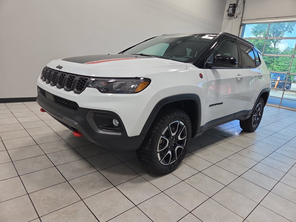 New 2026 Jeep Compass Trailhawk AWD/4WD image 3