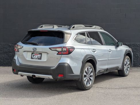 Used 2023 Subaru Outback Limited XT AWD/4WD image 5