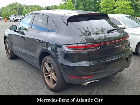 Used 2021 Porsche Macan AWD/4WD image 4
