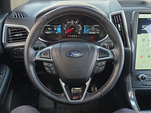Used 2021 Ford Edge ST w/ Equipment Group 401A image 18