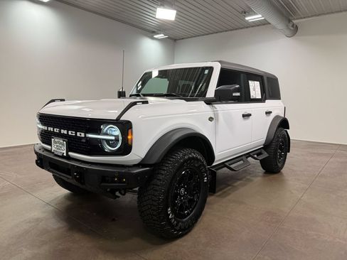 Used 2024 Ford Bronco Wildtrak AWD/4WD image 39