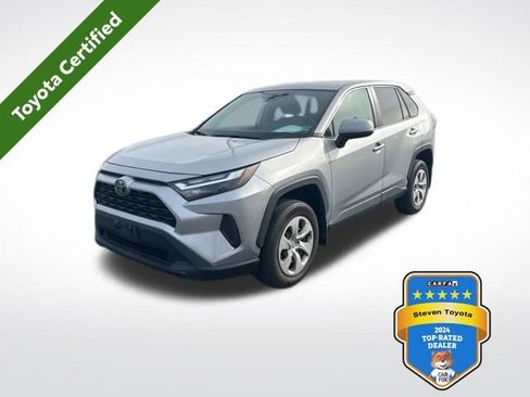 Used 2023 Toyota RAV4 LE image 1