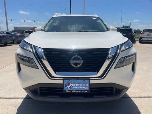 Certified 2023 Nissan Rogue SV w/ SV Premium B Package FWD image 8