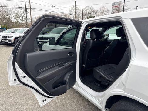 Used 2022 Dodge Durango R/T w/ Blacktop Package AWD/4WD image 27