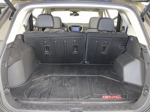 Used 2023 GMC Terrain Denali w/ Denali Premium Package image 23