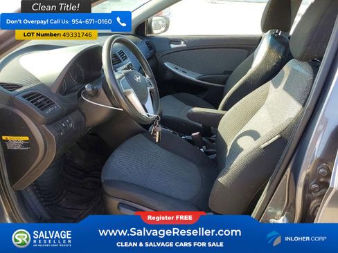 Used 2013 Hyundai Accent GS image 9