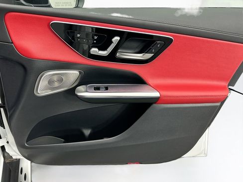 Certified 2025 Mercedes-Benz GLC 300 image 24