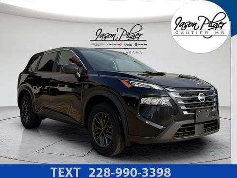 Used 2024 Nissan Rogue S FWD image 1