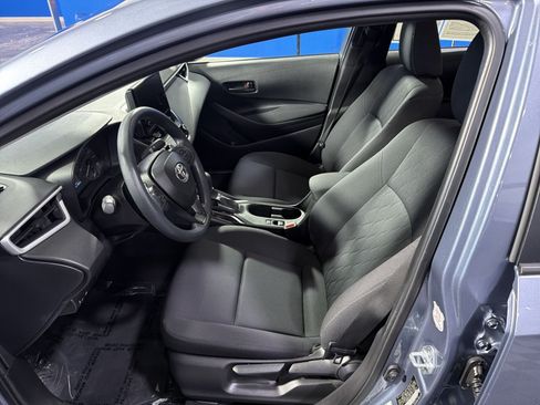 Used 2025 Toyota Corolla LE FWD image 23