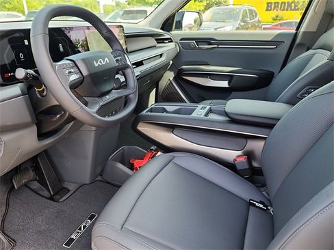 New 2026 Kia EV9 Light image 12