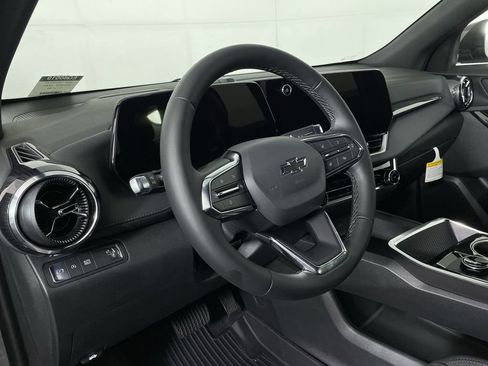 New 2026 Chevrolet Equinox LT w/ Midnight Edition image 11