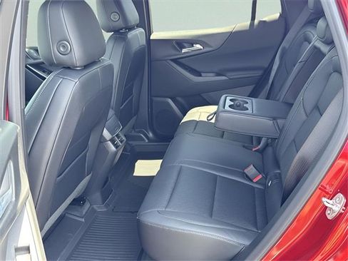 New 2026 Chevrolet Equinox LT w/ Convenience Package II image 18