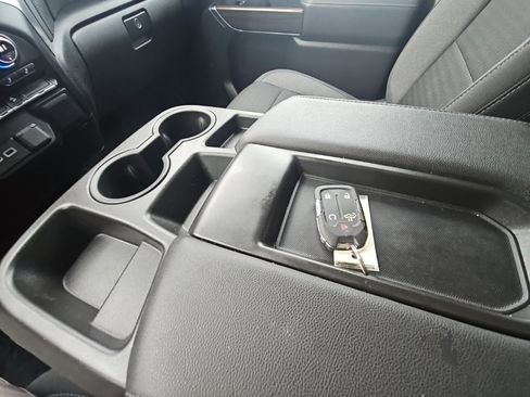 Certified 2022 Chevrolet Silverado 1500 RST image 34