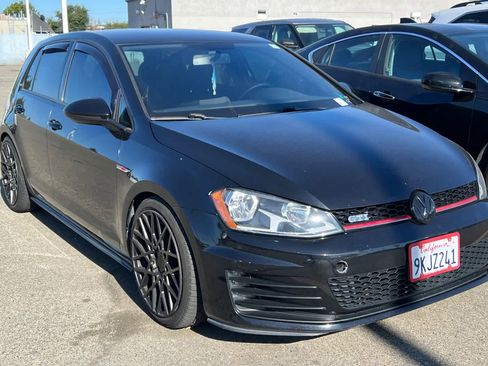 Used 2017 Volkswagen GTI S FWD image 3