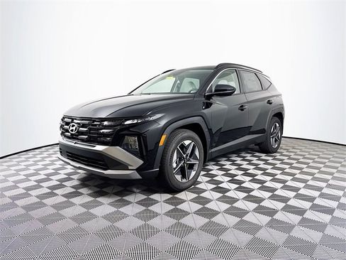 Used 2025 Hyundai Tucson SEL image 2