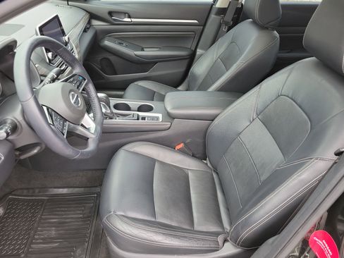 Used 2019 Nissan Altima 2.0 Edition One FWD image 9
