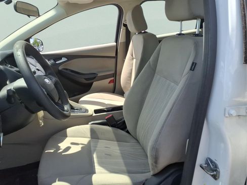 Used 2016 Ford Focus SE FWD image 23