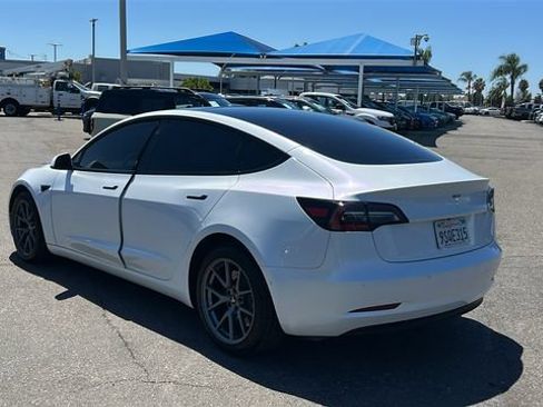 Used 2022 Tesla Model 3 RWD image 4