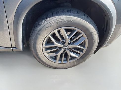 Used 2023 Nissan Rogue S AWD/4WD image 9