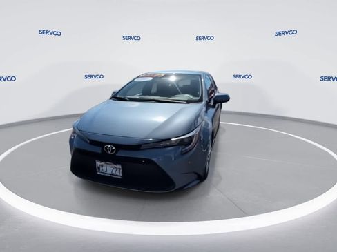 Used 2023 Toyota Corolla LE image 3