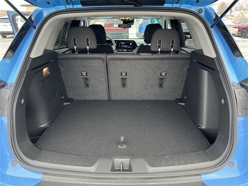 Used 2024 Chevrolet TrailBlazer LT w/ LT Cold Weather Package image 17