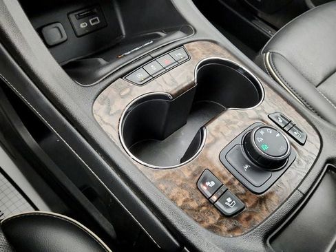 Used 2023 GMC Acadia Denali w/ Denali Ultimate Package image 17