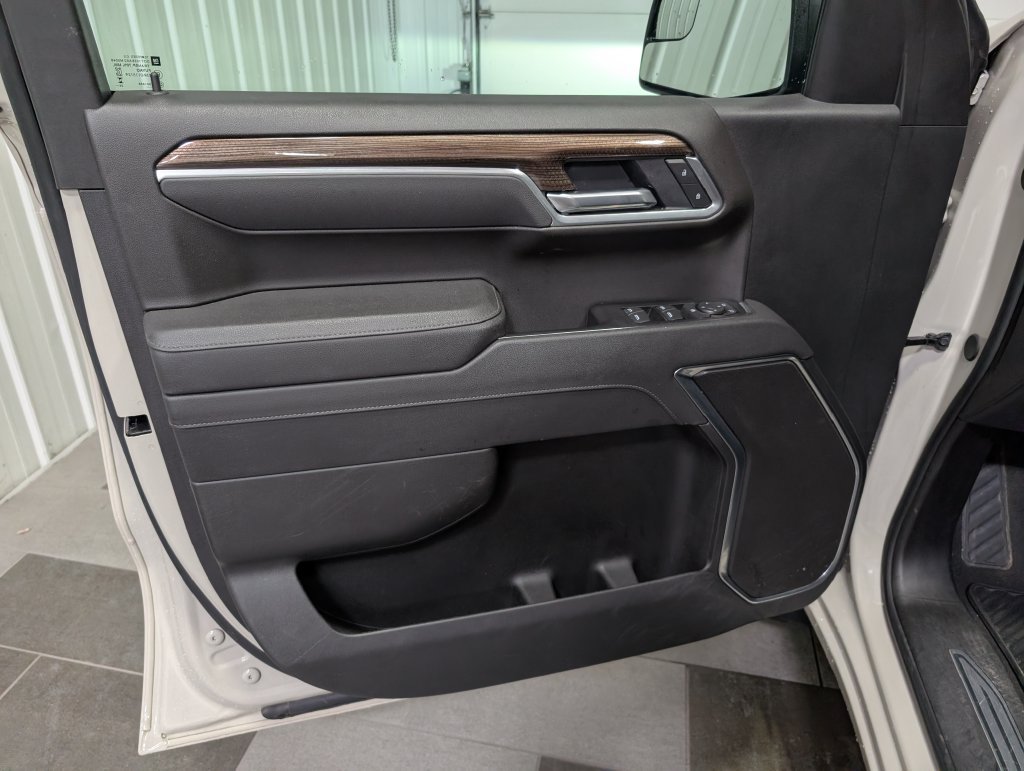 Used 2026 Chevrolet Silverado 1500 RST AWD/4WD image 13
