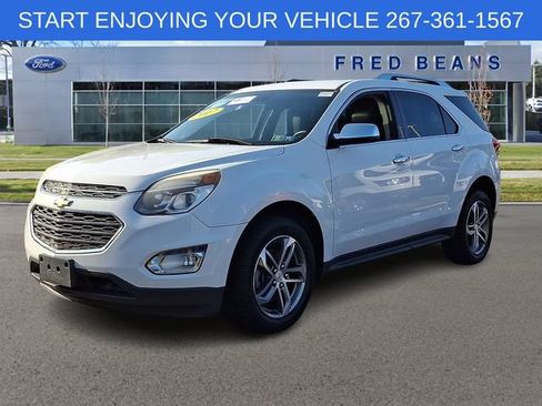 Used 2017 Chevrolet Equinox Premier w/ Enhanced Convenience Package AWD/4WD image 4