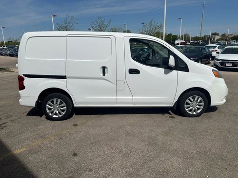 Used 2018 Nissan NV200 SV w/ Navigation Package FWD image 4