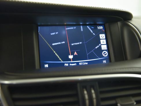 Used 2019 INFINITI QX30 Premium w/ Navigation Package image 21