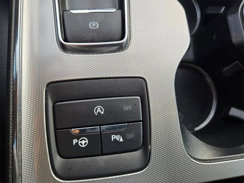 Used 2022 Ford Edge ST w/ Equipment Group 401A image 17