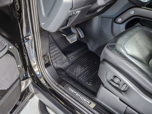 Used 2020 Land Rover Defender 110 X AWD/4WD image 48