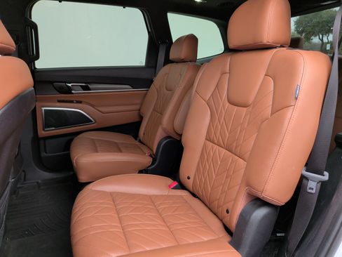 Used 2025 Kia Telluride SX Prestige X-Pro image 32