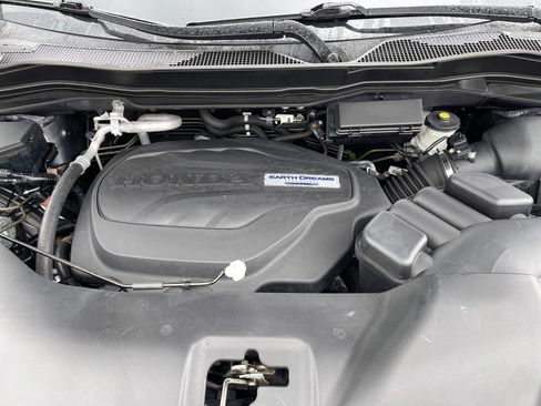 Used 2018 Honda Pilot Elite image 30