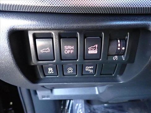 Used 2020 Subaru Forester Limited AWD/4WD image 17