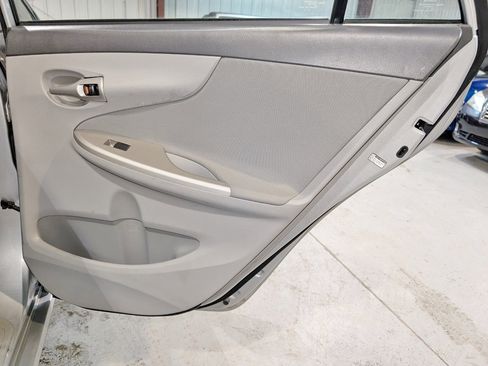 Used 2010 Toyota Corolla LE image 21