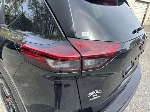 New 2026 Nissan Rogue SV AWD/4WD image 33