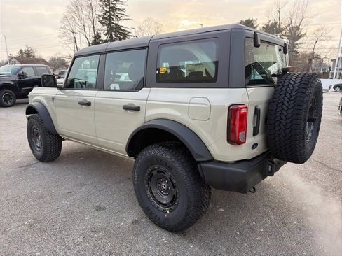 New 2025 Ford Bronco 4-Door w/ Sasquatch Package image 5