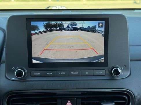 Used 2023 Hyundai Kona SEL FWD image 15
