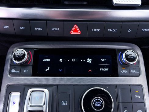 Used 2023 Hyundai Palisade Calligraphy FWD image 27