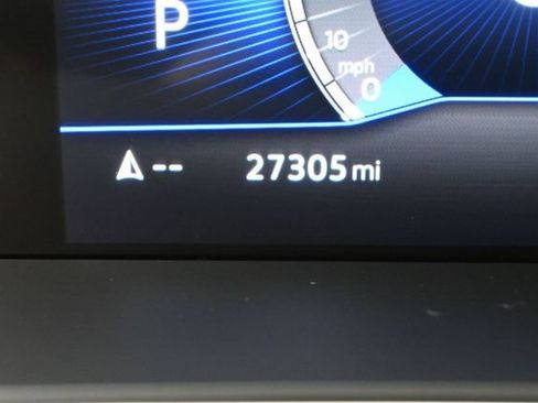 Used 2023 Volkswagen Tiguan SE w/ Panoramic Sunroof Package FWD image 19