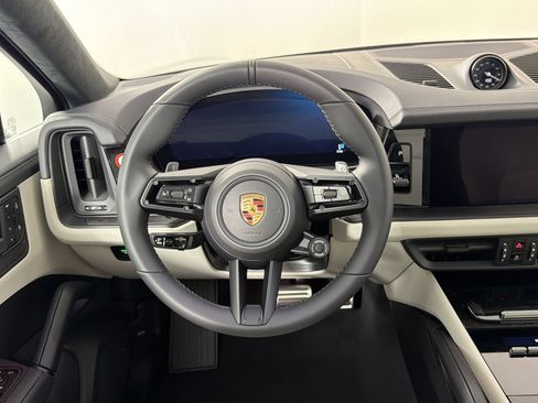 New 2026 Porsche Cayenne GTS AWD/4WD image 11