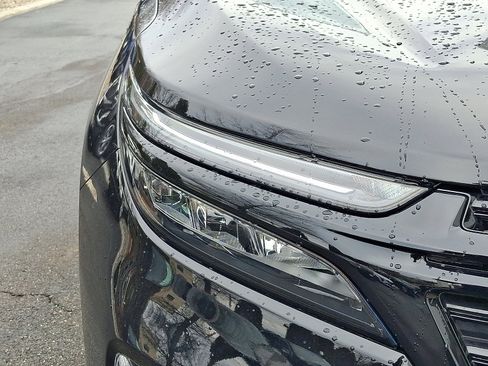 Used 2024 Chevrolet Equinox RS w/ LPO, Floor Liner Package image 10